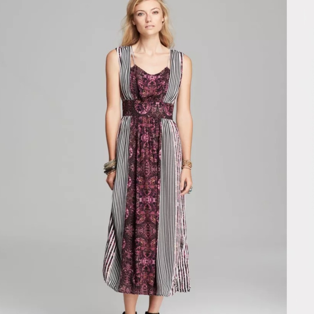 Free People,Mayan Temple Mix Print Maxi, Funky, Fun, Incredible Design, Size 2